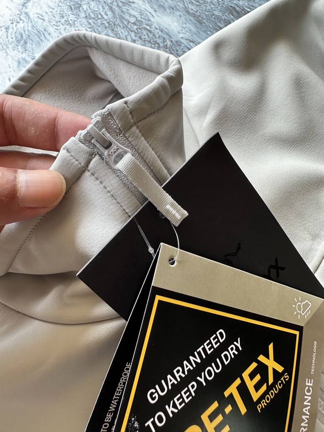 Exquisite details displayed! Benchmarking and version