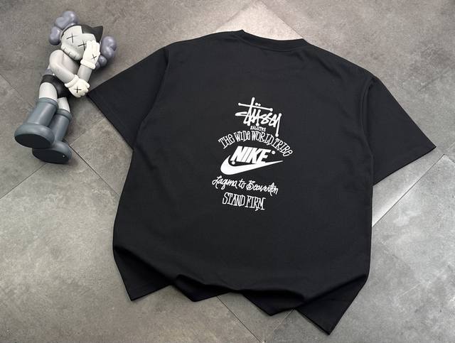 Trendy Nike short-sleeve top, the same style as the official Nike website! The