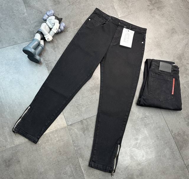 Welfare fashion brand Prada prada25Ss early spring jeans! Prada has got it! All