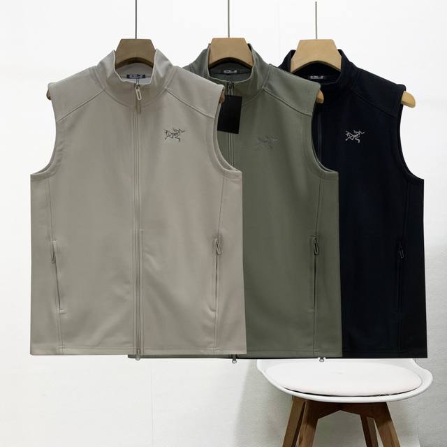 Arc'teryx Arc'teryx - New Fall Embroidered Men's Stand-Collar Softshell Windproo