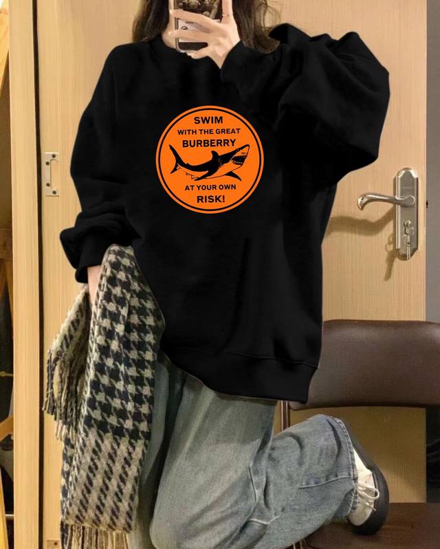 Burberry Shark Spring and Autumn Round Neck Sweatshirt Original fabric, high ver