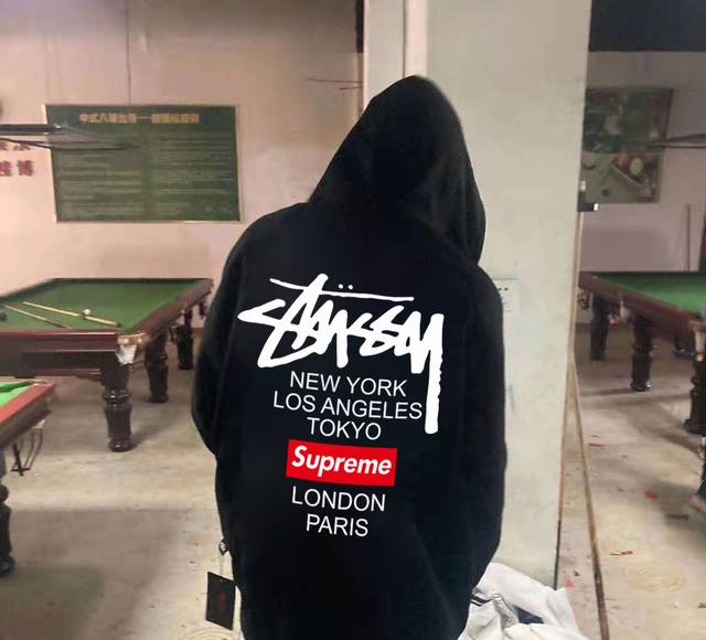 Stussy X Supreme Spring/Autumn Hoodie. This style is made from Xinjiang Huamian