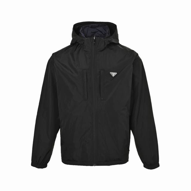prada Prada vertical pocket double-sided recycled nylon hooded jacket uses the b
