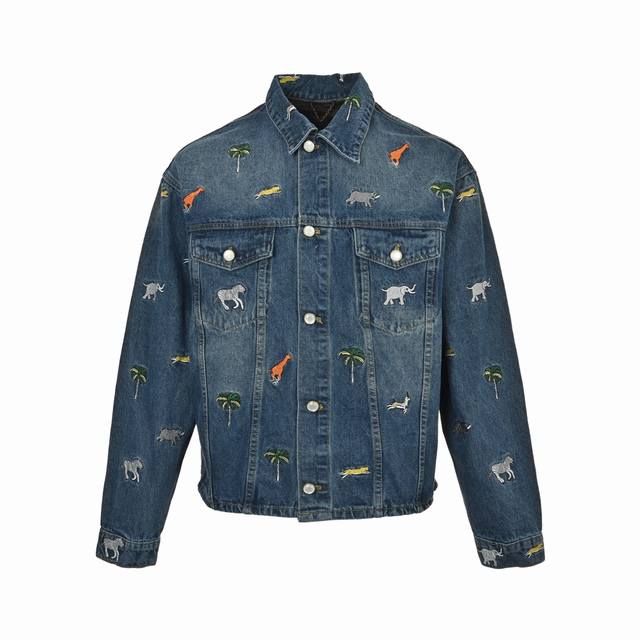 Louis Vuitton Animal Embroidered Denim Jacket Set. A runway hit. Imported machin