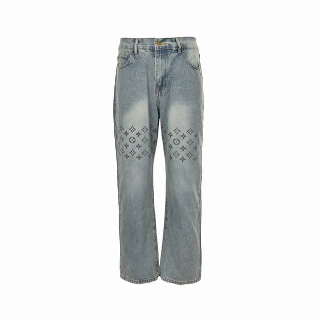 Louisvuitton patchwork monogram jeans . The classic Mon*M and Giant Damier patt