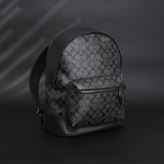 Coach Signature Canvas West Backpack Official website price: 750 RMB. Crafted fr