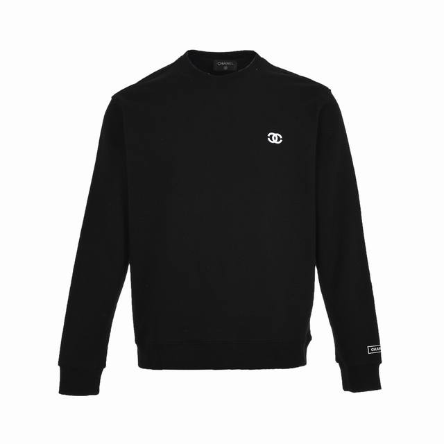 Chanel 21Ss Classic Embroidered Double C Crewneck SweatshirtThis Chanel is serio