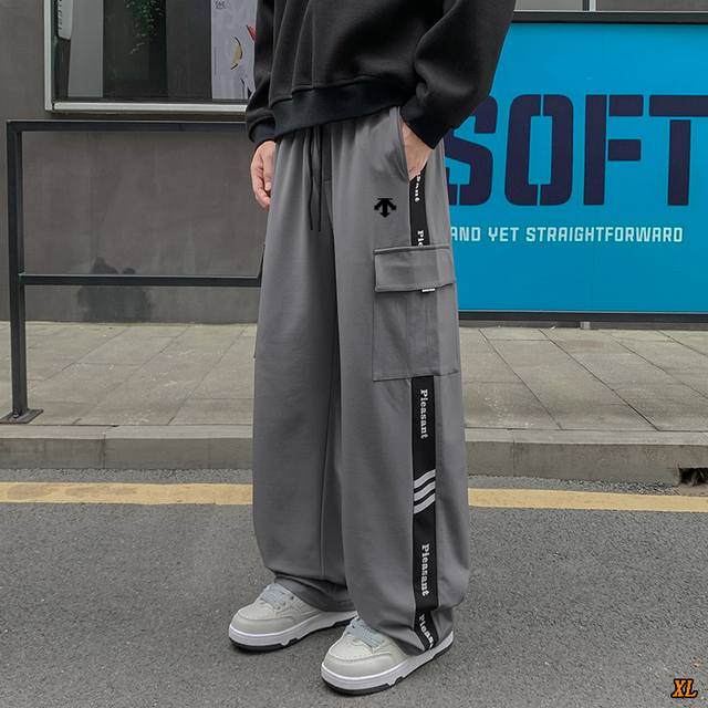 Descente exclusive real shot of the new autumn high-quality trend sports casual