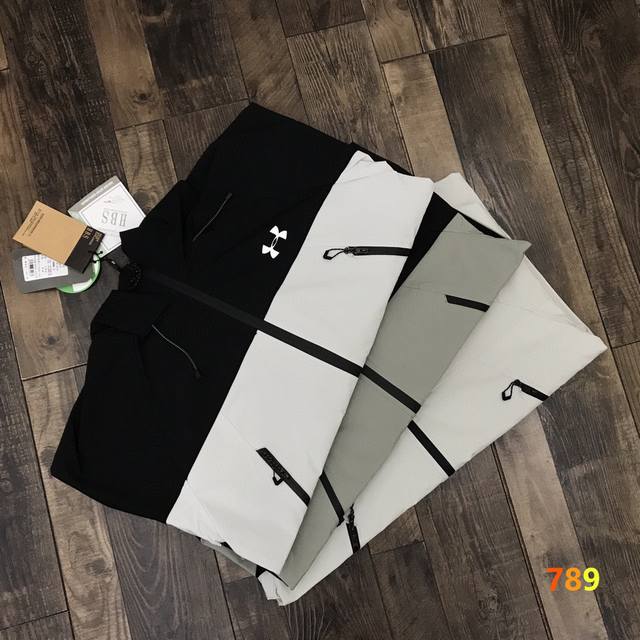 Overseas counter model Under Armour waterproof and breathable softshell jacket