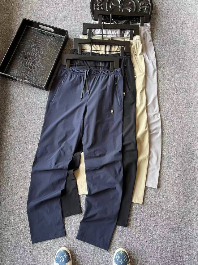 Top-tier luxury ice oxygen nylon cotton! Popular item! New from Fendi, these hig