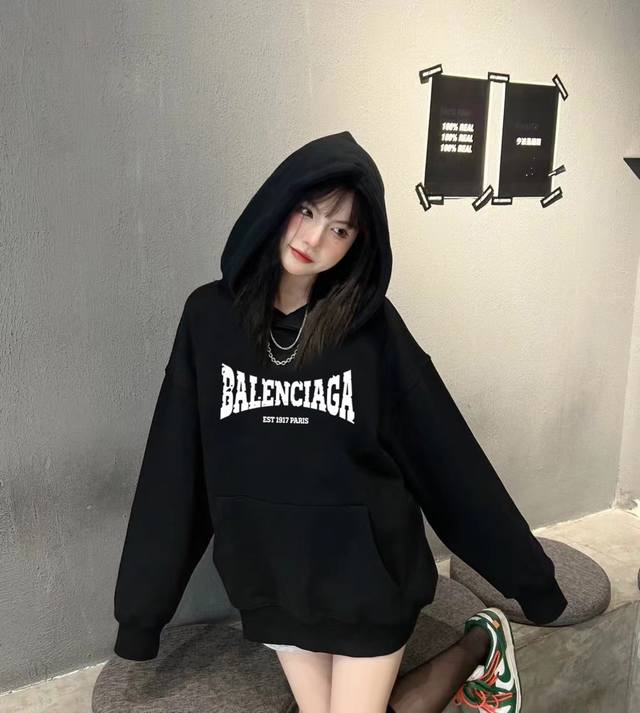 Balenciaga 1917 Spring/Autumn Hooded Sweatshirt This style is made from Xinjiang