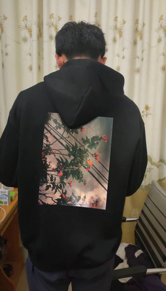 Fog Essentials Floral Spring/Autumn Hoodie This style is made from Xinjiang Huam