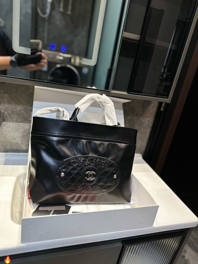 Chanel tote bag super large capacity size 35.27