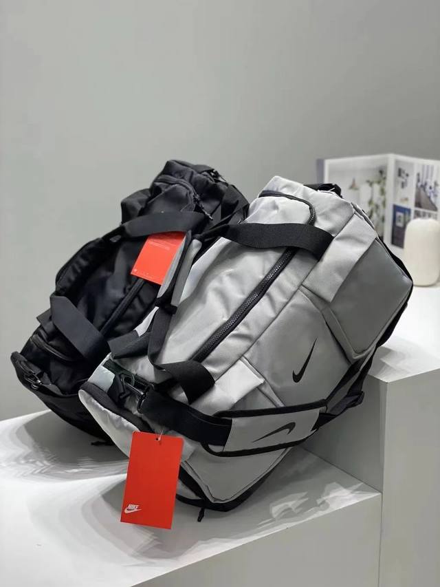 Nike Gym Bag, Outdoor Travel Bag, Shoulder Bag, Clutch Bag! Printed monogram es