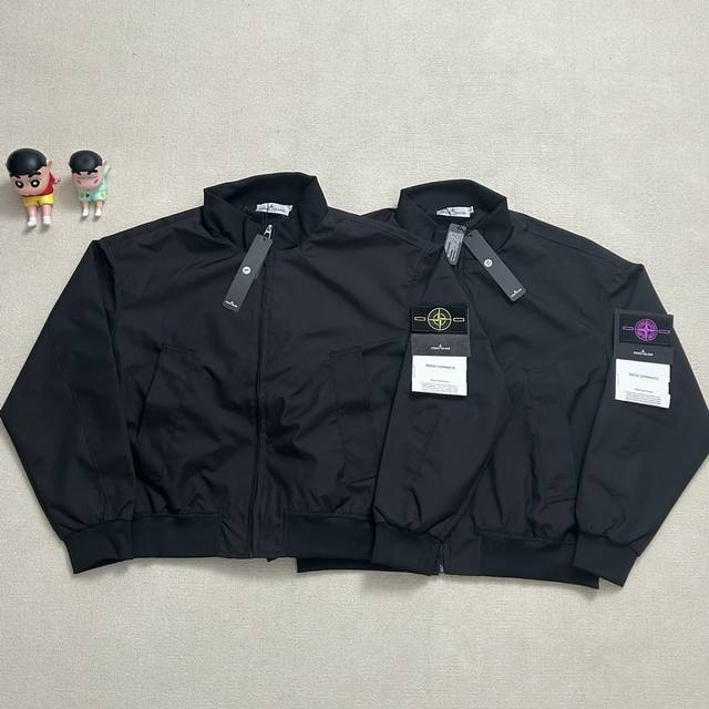 New arrival! The Stone Island 25Ss solid color, stand-up collar, dropped should