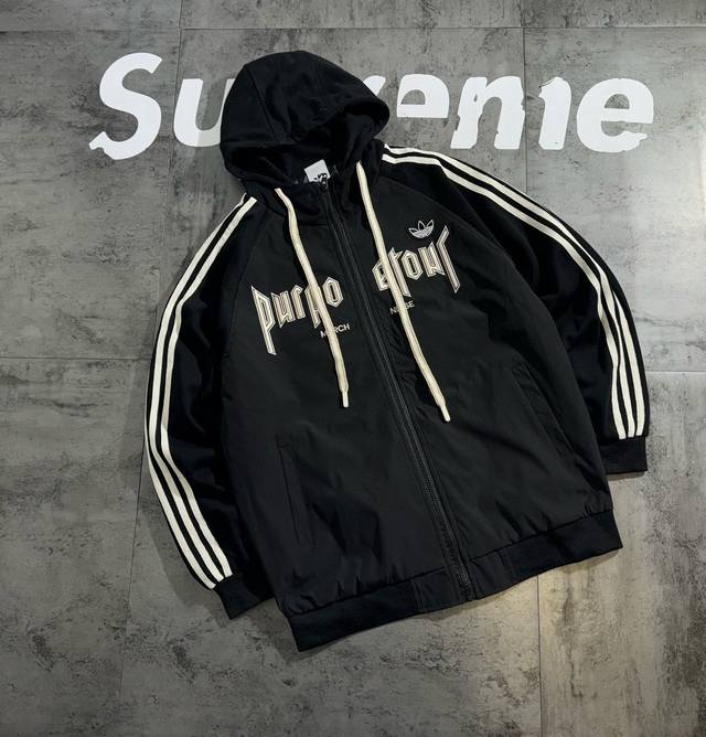 Trefoil contrast stitching 2025 autumn new jacket The fabric is made of woven f