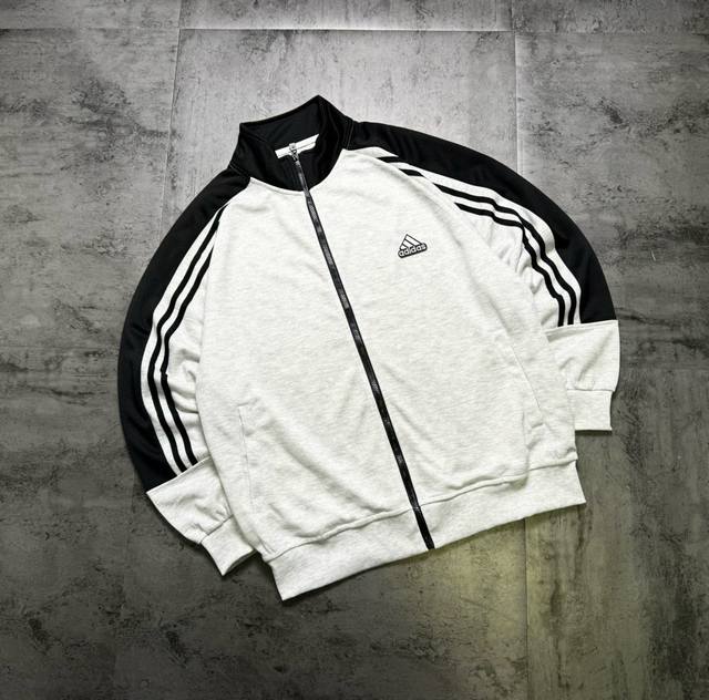 New arrivals Adidas autumn collection couples' jackets Made of Chinese cotton f