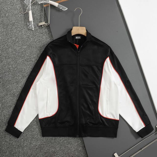 Diesel 2025Ss color-block stand-collar zip-up jacket. A celebrity favorite, worn