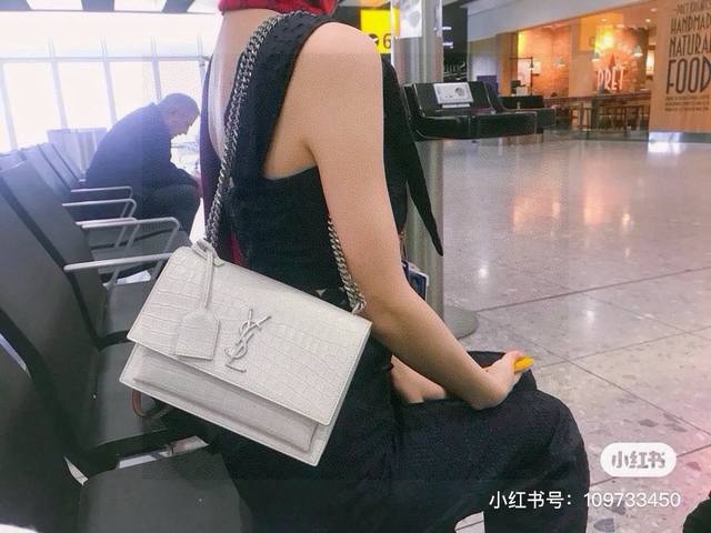 YSL Saint Laurent Crocodile-Embossed Chain Bag Don't buy this bag, because after