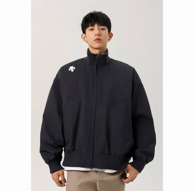 Descente's unisex 25Ss functional, casual baseball jacket and bomber jacket for