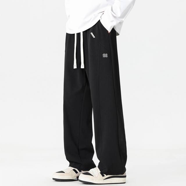 Kolon's exclusive overseas casual pants, the new 25Ss floor-length pants, are m