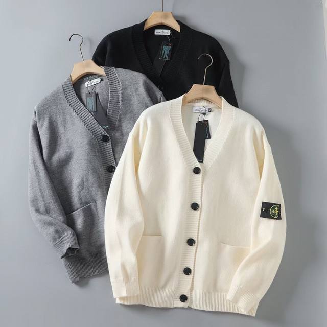 New Arrival #Stone Island 25 new sweater base cardigan with a lazy style, perfe