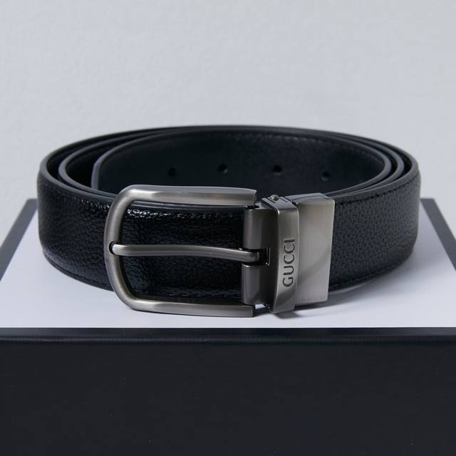 This is the perfect gift! This Gucci pin-buckle belt is the same as the one sold