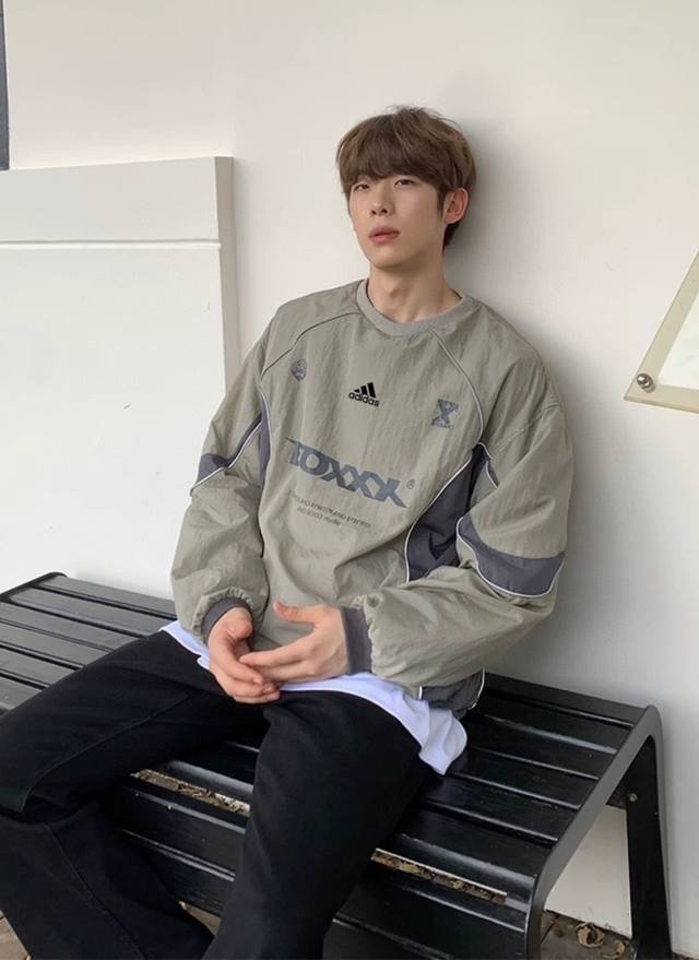 Original quality Adidas American-style functional colorblock waterproof pullove