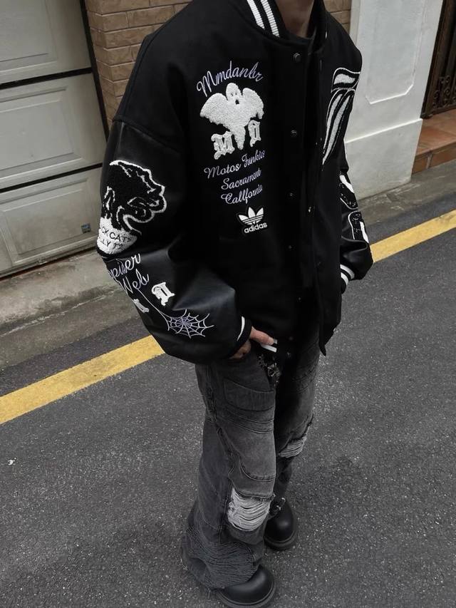 Adidas European and American retro high street fashion brand ghost embroidered b