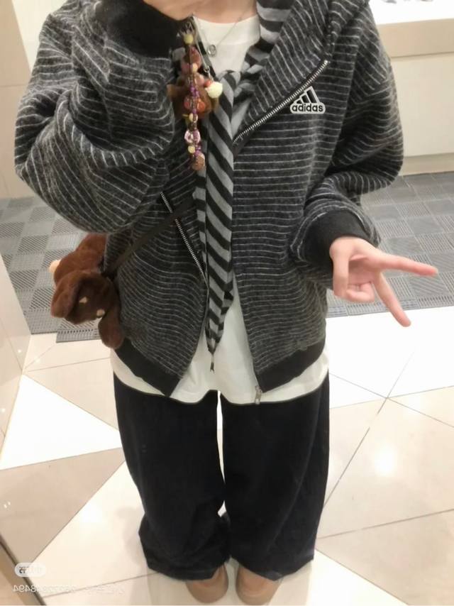 Adidas Autumn Striped Hooded Sweatshirt Jacket for Women, New Niche Design, Cas