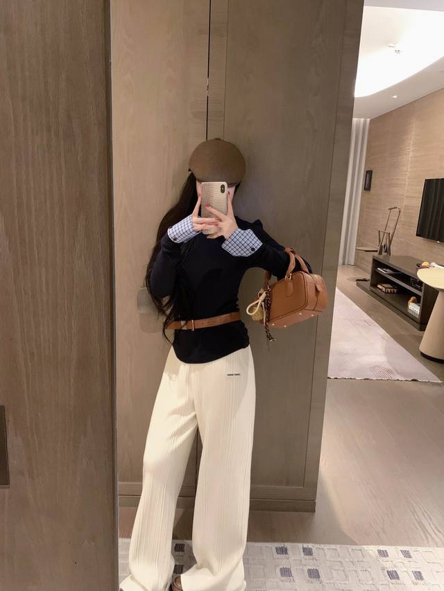 New arrivalMiumiu Miu Miu 25. New arrival in autumnMiumiu's daughter-in-law sty