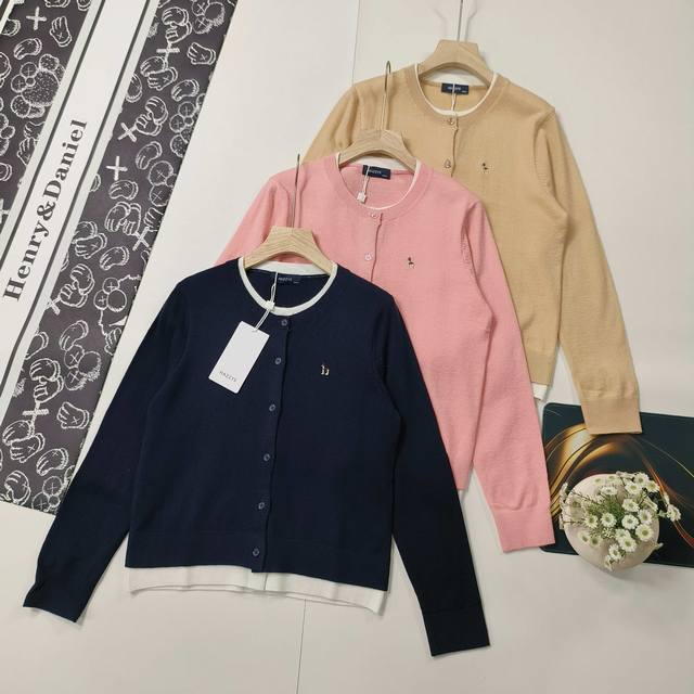 - Women's Fake Two-Piece Hazzys Long-Sleeved Cardigan, a Fashionable Commuter K