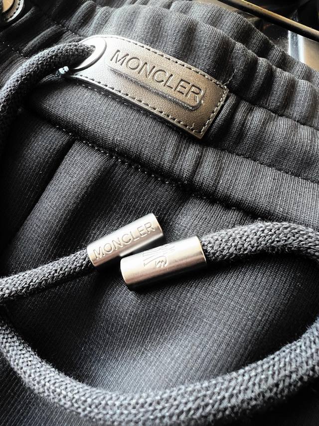 Expensive thickened modal! Popular item! New Moncler thickened modal loose-fitt