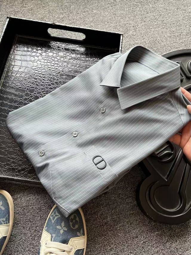 Premium luxury mulberry silk! Popular item! Dior's new CD mulberry silk work shi