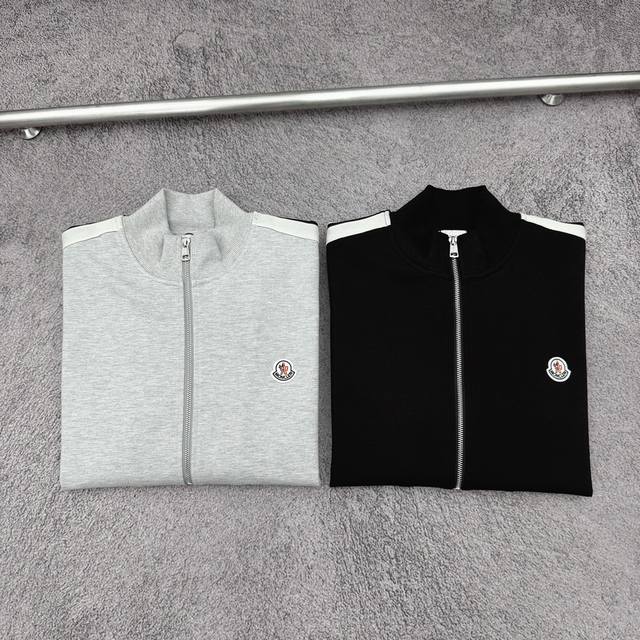 Carefully selected items! Monclr's new men's casual hooded cardigan jacket! Cla