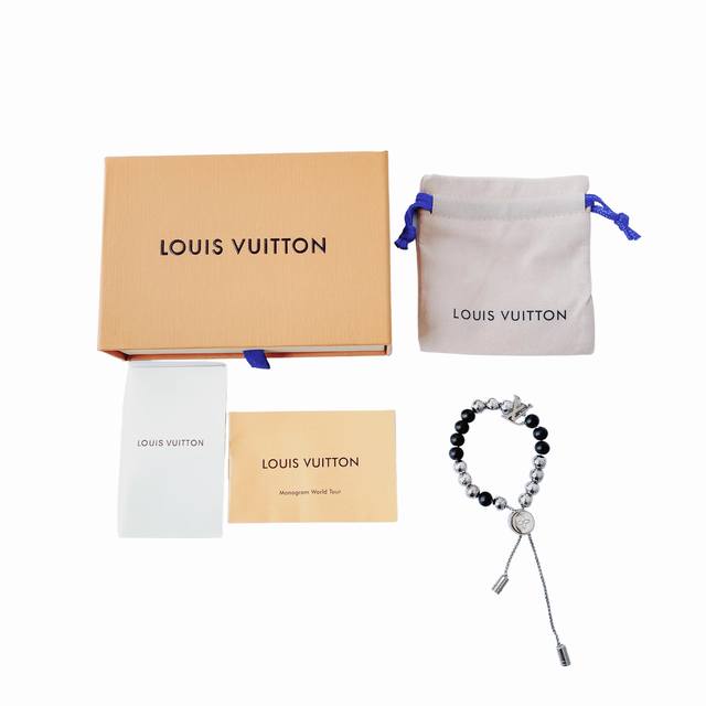 New Spring/Summer Louisvuitton Monogram Beads Bracelet, code: M00512, priced at
