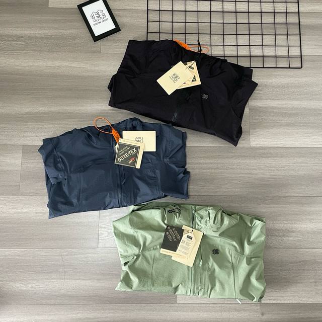 Details! High-quality Kolon Sport autumn tri-color outdoor casual jacket, windpr