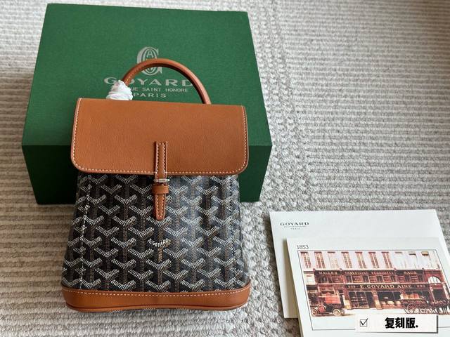 with leather Size: 20*23cm The Alpin Mini Goryar D Goya backpack is very light!