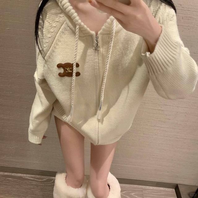 High-end leather brand hooded style Celine's lazy autumn and winter style~ Any o