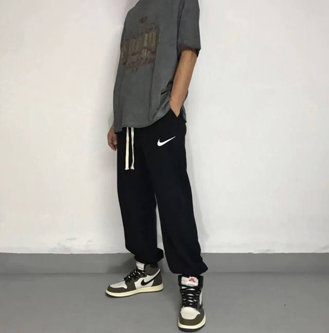 Nike classic small hook spring and autumn versatile loose sports sweatpants crop