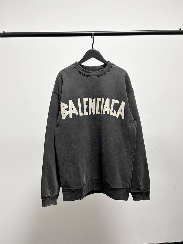 High-quality edition! Balenciaga's new crewneck sweatshirt with rubberized logo