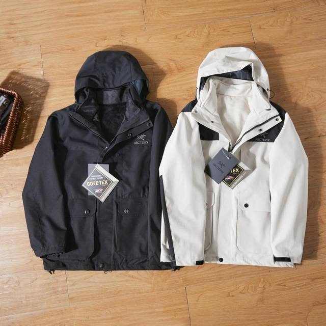 New Arc'teryx British-style three-in-one outdoor jacket! features a printed sil