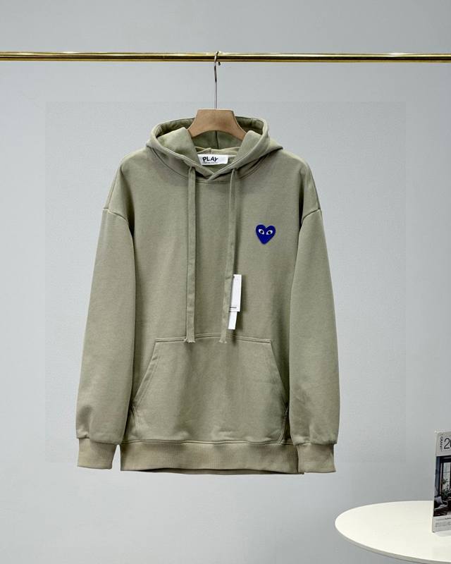 New arrival: High-quality, unisex hooded sweatshirts for couples. Rei Kawakubo'