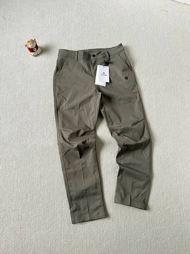 Order number 09255. Lululemon men's outdoor three-dimensional tailored softshel