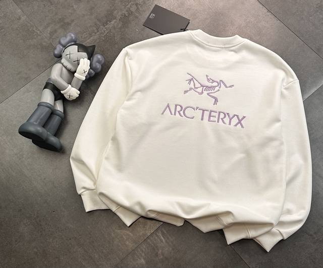 # Trendy Arc'teryx's new smoky purple spring crewneck sweatshirt! Fabric: 380g c