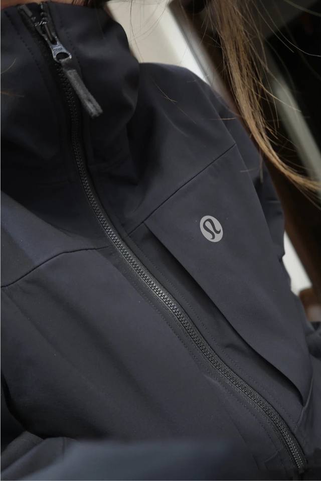 Lululemon I'm completely captivated! The Lululemon Haze Blue softshell jacket is