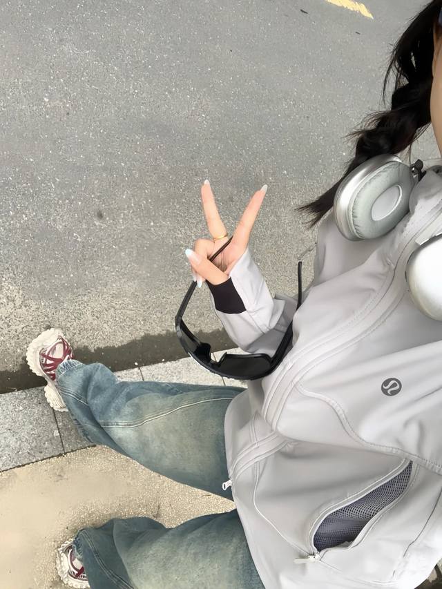 Lululemon Lululemon Rock GreyI've found a treasure! Lululemon's 2025 Ultimate Ja