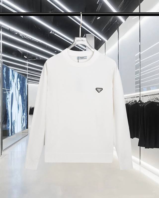 For Prada 2025Fw classic style chest badge logo letter logo simple casual pullo