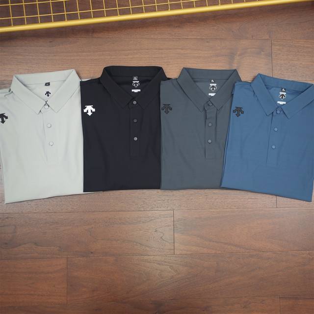 For , this new Descente 25Ss long-sleeved lapel polo shirt is a classic and ti