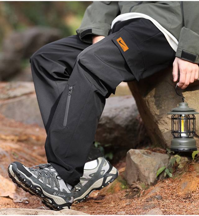High-quality Nike 25Ss waterproof trousers in four colors for autumn, sports an